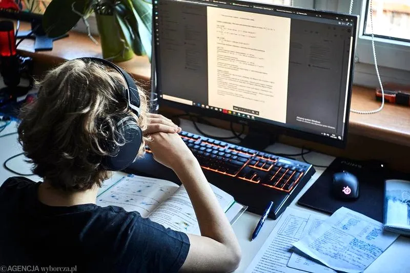 Jakie są najczęstsze problemy ze zdalnym nauczaniem i jak je skutecznie przezwyciężyć